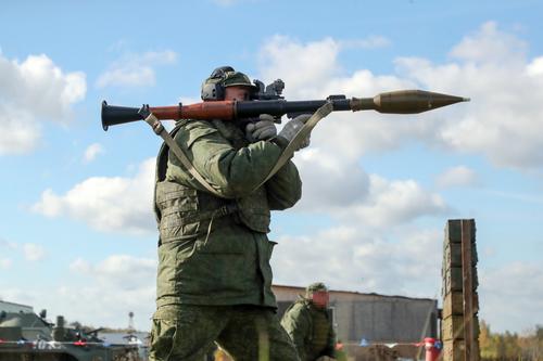 Минобороны: в Херсонской области средства ПВО сбили украинский Су-25 и восемь дронов