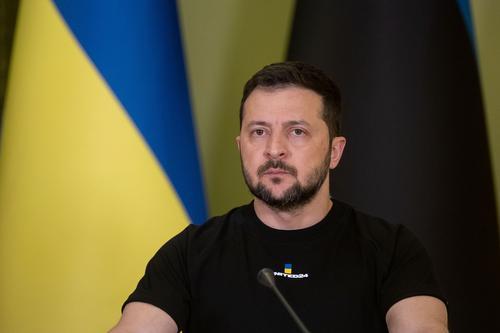 Член СПЧ Брод заявил, что решение Киева о переносе Дня Победы на 8 мая является очередным этапом деградации верхушки Украины