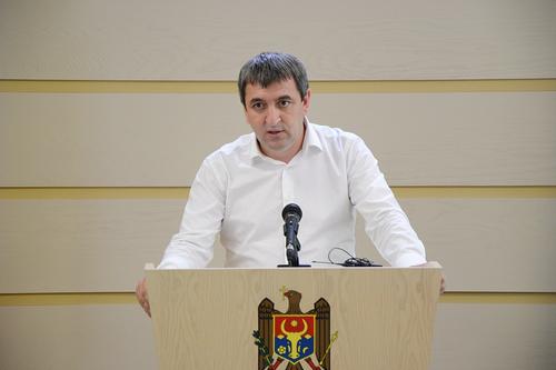 Депутат парламента Молдавии Лилиан Карп, которому запрещен въезд в Россию, намерен стать мэром Кишинева