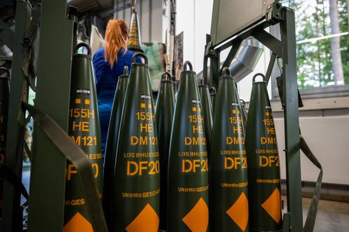 Минобороны Норвегии: страна совместно с Данией передаст на Украину 9 тысяч артиллерийских снарядов 