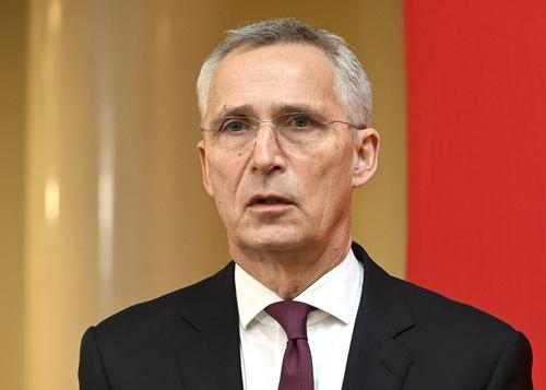 Bloomberg: Столтенберга попросят остаться на посту генсека НАТО еще на год