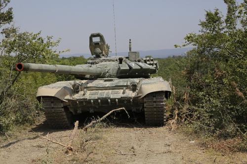 Российские танкисты на протяжении двух суток продолжают уничтожать бронегруппы ВСУ под Соледаром