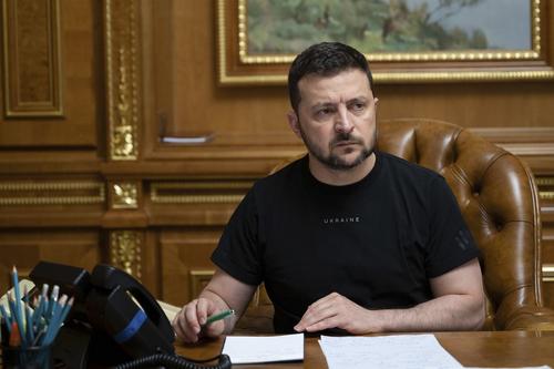 Лидер правящей «Грузинской мечты» Кобахидзе назвал оскорбительным требование Зеленского вернуть Саакашвили на Украину
