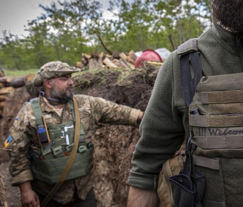 Экс-подполковник ЛНР Марочко заявил, что Киев усиливает группировки войск под населенными пунктами Сватово и Кременная