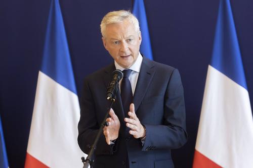 Глава Минфина Ле Мэр призвал ввести ответственность для родителей, чьи дети участвуют в беспорядках и погромах во Франции