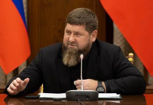 На сайте главы Чечни появилось распоряжение о том, что Кадыров убывает в ежегодный оплачиваемый отпуск