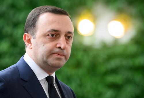Премьер Гарибашвили заявил, что призыв Рады помиловать Саакашвили служит цели смены власти в Грузии