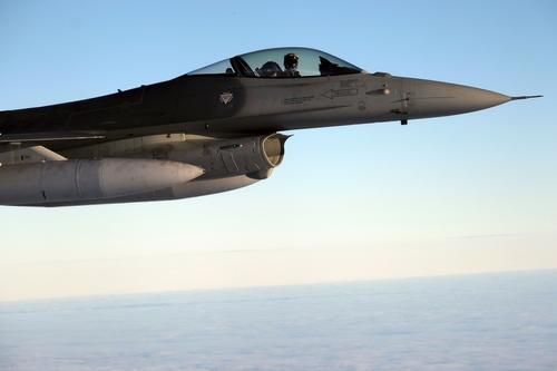 Представитель МО США Гарн: запрос ряда стран на получение разрешения на обучение пилотов ВСУ управлению F-16 «еще рассматривается»