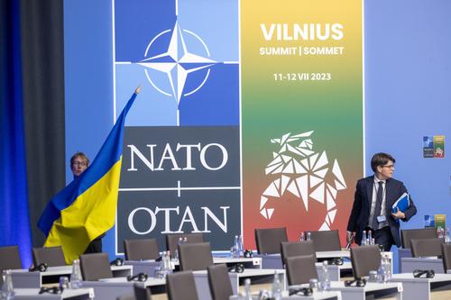 Эксперт Бужинский: НАТО после украинского конфликта будет нужна «передышка» для наращивания военного потенциала 