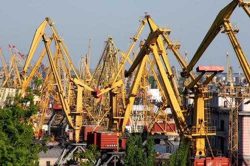 Политолог Марков: из порта Одессы вышло последнее судно перед закрытием сделки по вывозу зерна с Украины