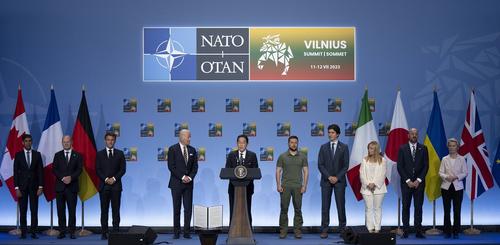 Автор Washington Post Рогин назвал вопрос о членстве Украины в НАТО глупым отвлекающим маневром