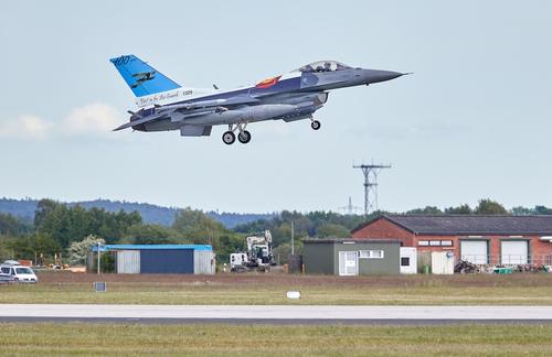 Салливан: подготовка украинских летчиков на F-16  может стартовать уже «через пару недель»