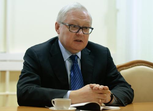 Рябков: Россия не будет вести диалог с США по контролю вооружения на их условиях