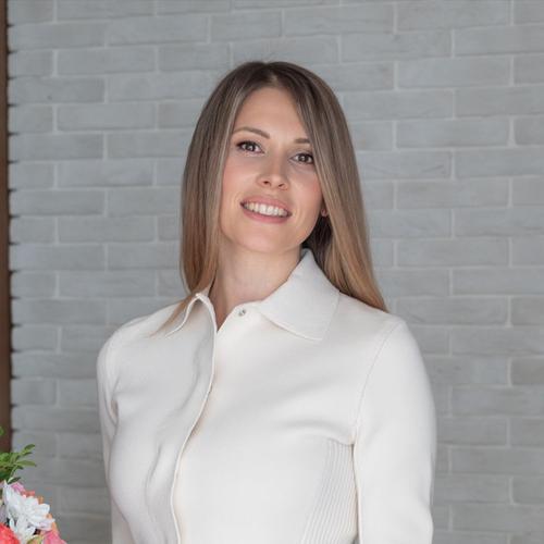 Депутат Невзорова помогла жителю Луганской области