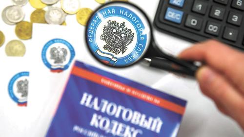 Минфин России признал, что денег в казне все меньше и надо сокращать бюджетные расходы