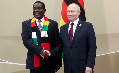 Президент Зимбабве Мнангагва заявил Путину о солидарности с позицией России по Украине