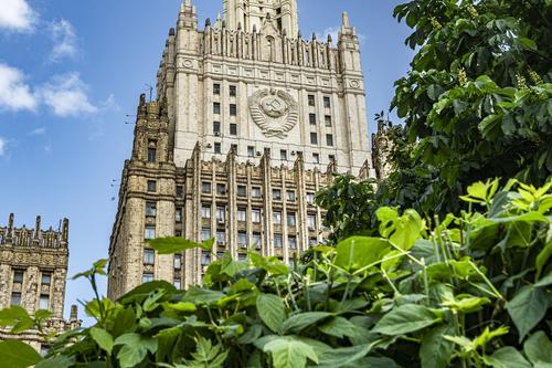 Представитель МИД России Полищук: Киев зациклен на стратегии ультиматумов России и отвергает идеи посредничества