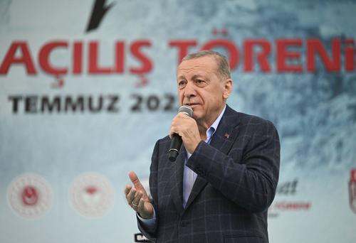 Президент Эрдоган: в Турции в 2023 году может быть установлен новый рекорд по числу прибывших из России туристов