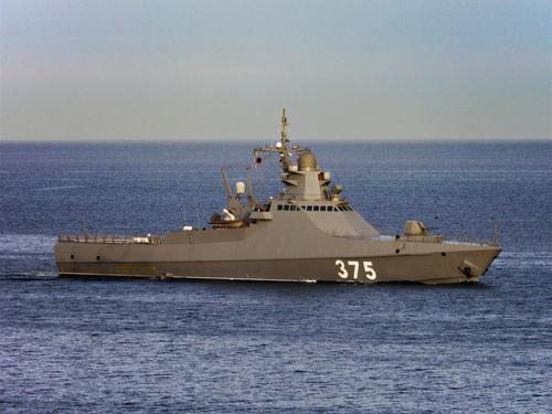 Украина ночью вновь попыталась атаковать надводным дроном корабль ВМФ России, сопровождавший гражданский транспорт в Черном море