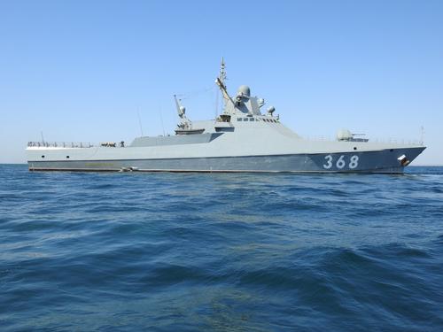 Минобороны РФ: войска Украины ночью пытались атаковать двумя надводными беспилотниками военно-морскую базу в Новороссийске