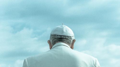 Издание New York Times сообщило, что украинцы подвергли критике молитву Папы Римского о мире