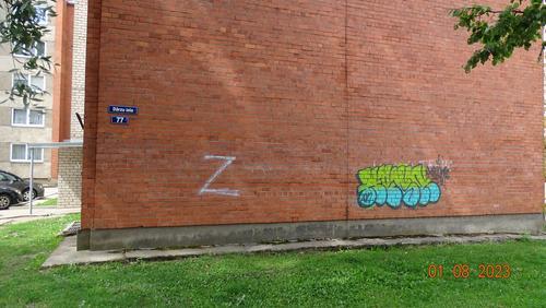В латвийском городе Резекне на домах стала появляться буква Z