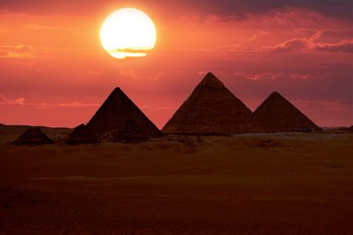 Учёные выдвинули очередную теорию насчёт строительства пирамид в Гизе