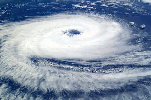 Тайфун Khanun надвигается на Приморский край