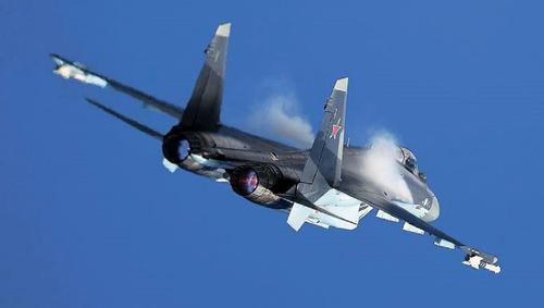 В Сирии два Су-34 и два Су-35 подверглись воздействию систем наведения F-35