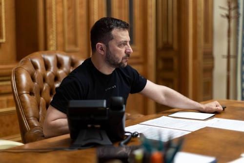 Зеленский признал ответственность Украины за попытку атаки Крымского моста