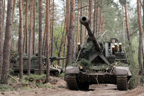 МО: войска России на Купянском направлении улучшили положение по переднему краю