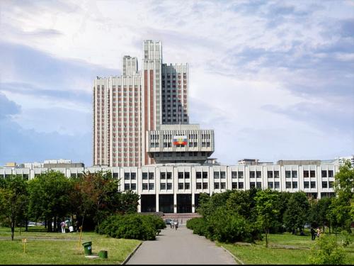 Президентская академия стала самым популярным вузом в России в 2023 году