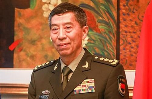 Ли Шанфу: использование кассетных боеприпасов спровоцирует гуманитарный кризис