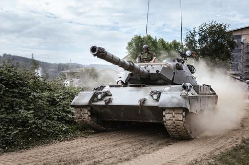 Рогов: Украина готовится бросить в бой на Запорожском фронте танки Challenger