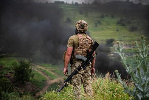 Освобожденный командир «Азова» Прокопенко вернулся в зону боевых действий 