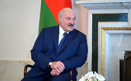 Лукашенко: Путин не может стоять за крушением самолета Пригожина