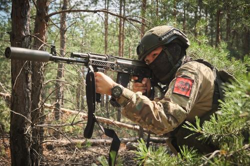 Военные из группировки «Днепр» уничтожили три лодки с украинскими диверсантами