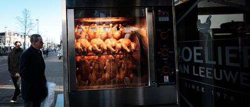 «Зачем поднимать шум»: Юшин заявил, что цена курицы в РФ ниже, чем за границей