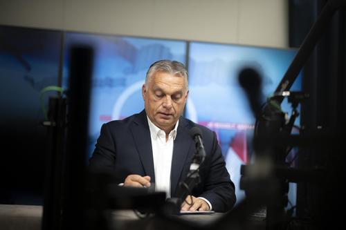 Премьер Венгрии Орбан: «Третья мировая война стучится в дверь»