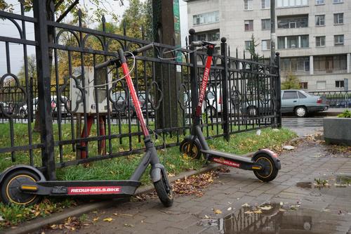 В Петербурге не планируют полностью запрещать электросамокаты