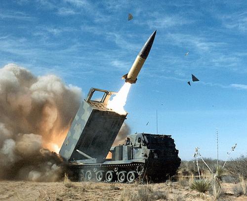 Кулеба: вопрос о поставке ВСУ дальнобойных ракет ATACMS не закрыт