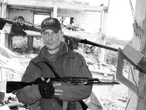 «Я не помню страха в бою»: памяти военкора Геннадия Дубового 