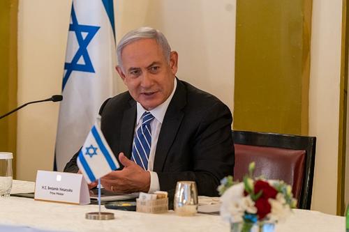 Нетаньяху заверил Зеленского, что Израиль продолжит оказывать Украине гумпомощь
