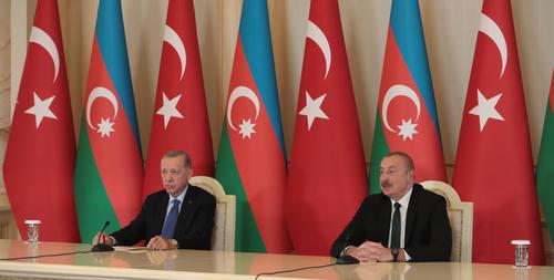 Эрдоган в разговоре с Алиевым поддержал действия Азербайджана в Карабахе