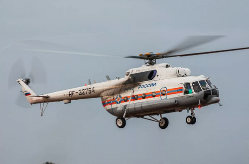 В Хабаровском крае двух пропавших рыбаков ищут спасатели на вертолете