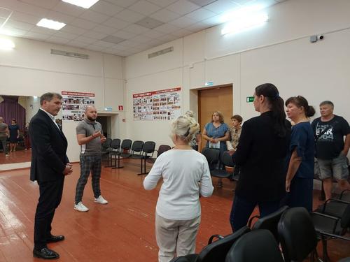 Директора школ Краснодара встретились с депутатами
