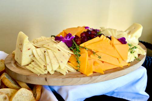 Диетолог Писарева: моцарелла и пармезан — самые полезные виды сыров