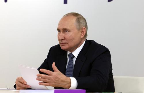 Путин заявил об истреблении русской культуры на бывших украинских территориях