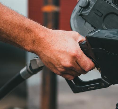 ФАС потребовала от независимых АЗС снизить цены на бензин и дизтопливо
