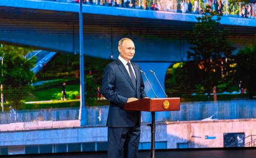 Владимир Путин в 20-й раз встретил день рождения на посту президента